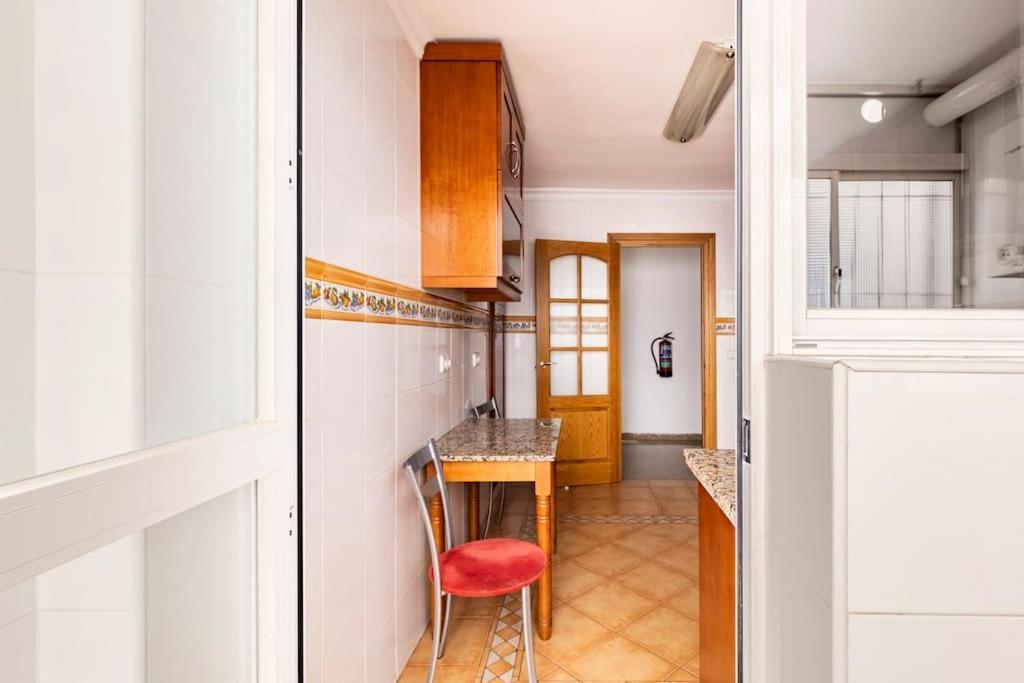 Amplio Piso Para Disfrutar Del Centro De Malaga Con Parking Gratuito מראה חיצוני תמונה